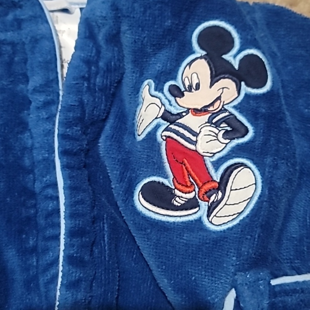 Disney Baby Bathrobe Featuring Mickey Mouse - Picture 2 of 7